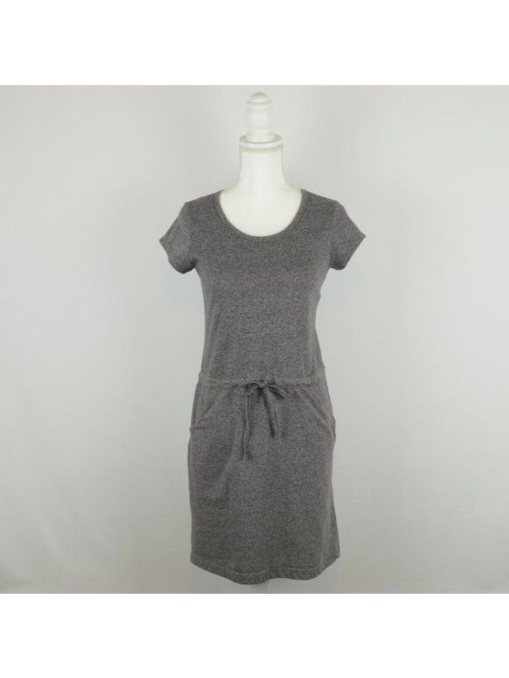 Alpine Design Women's Small Gray Knit Scoop Neck Short Sleeve Above Knee Dress
